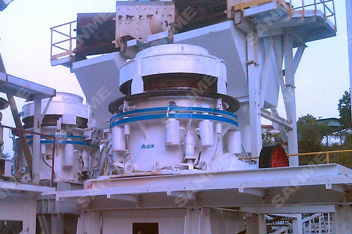 豪瑞馬來西亞時(shí)產(chǎn)350噸花崗巖破碎生產(chǎn)線