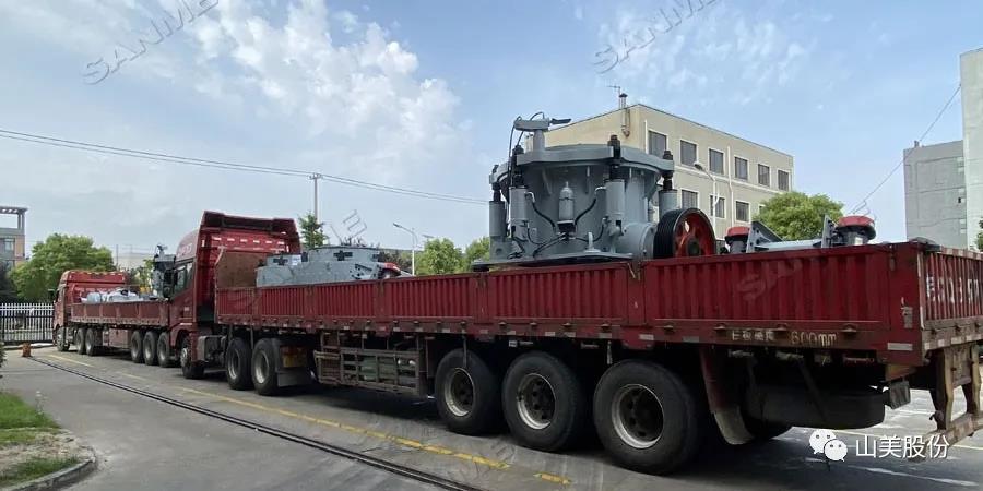 發(fā)貨季｜山美股份高性能破碎篩分裝備發(fā)往江西，助力當(dāng)?shù)鼗椖拷ㄔO(shè)及建筑固廢資源化