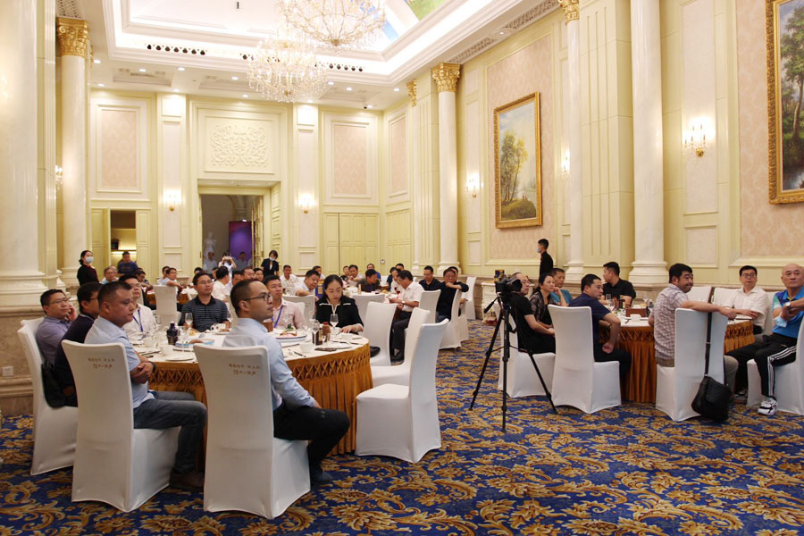 楊安民從業(yè)卅五周年系列報(bào)道--“璀璨卅五年，榮耀共分享”紀(jì)念晚宴