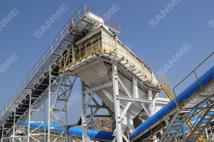 哪些物料加工后可以做成機(jī)制砂？選擇時(shí)應(yīng)注意哪些問(wèn)題？