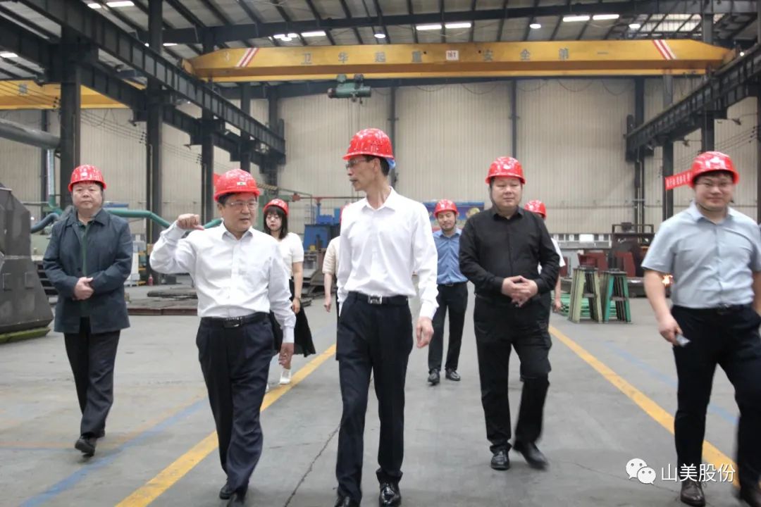 聚焦 | 熱烈歡迎中國砂石協(xié)會胡會長一行蒞臨上海山美股份鄭州基地指導交流！