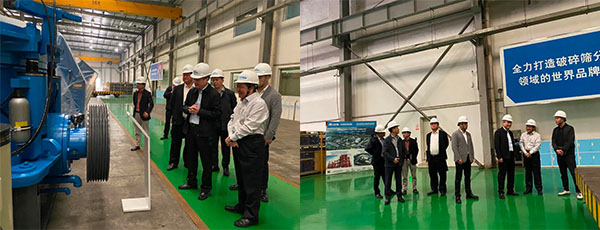 奉賢區(qū)人大常委會黨組書記、主任張培榮一行蒞臨上海山美股份開展“優(yōu)環(huán)境、穩(wěn)經(jīng)濟”大走訪大調(diào)研