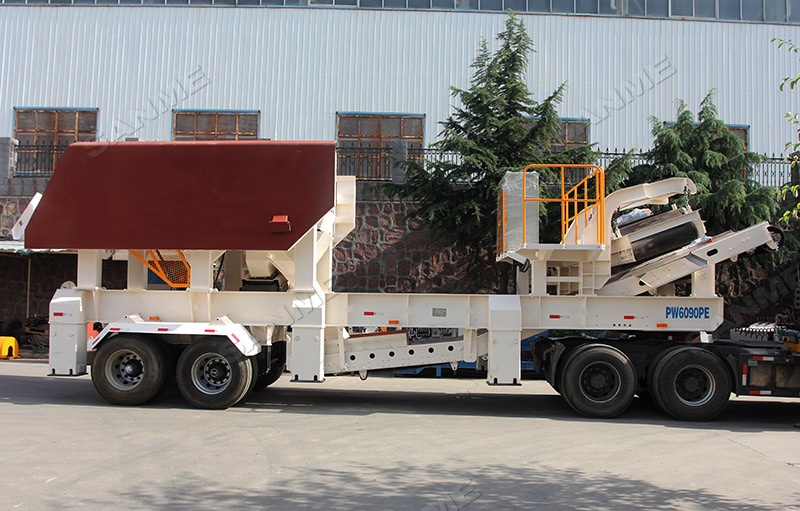 移動式破碎機(jī)在建筑垃圾處理生產(chǎn)線中的關(guān)鍵角色 移動式破碎機(jī)在建筑垃圾處理生產(chǎn)線中的關(guān)鍵角色